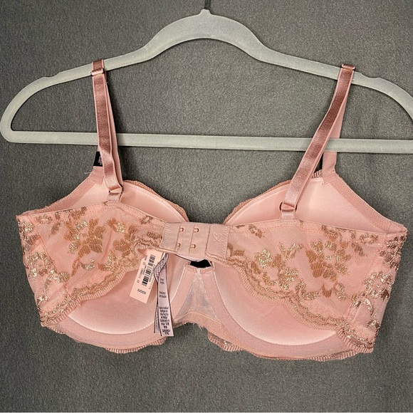 Victoria’s Secret Pink Bra - Picture 2 of 4